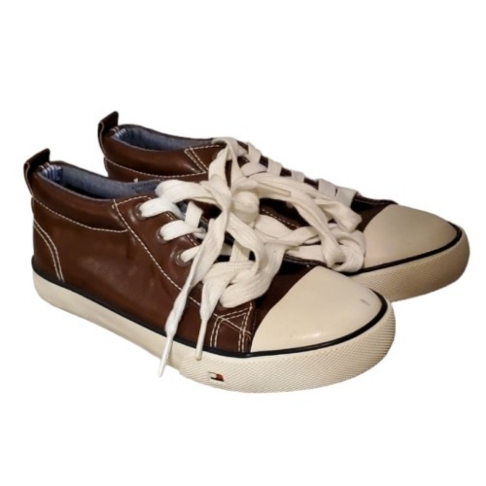 Tommy Hilfiger Shoes size 2 dark brown sneakers shoes kids